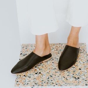TOMS Black Jutti Nubuck Leather Mules  Size 8